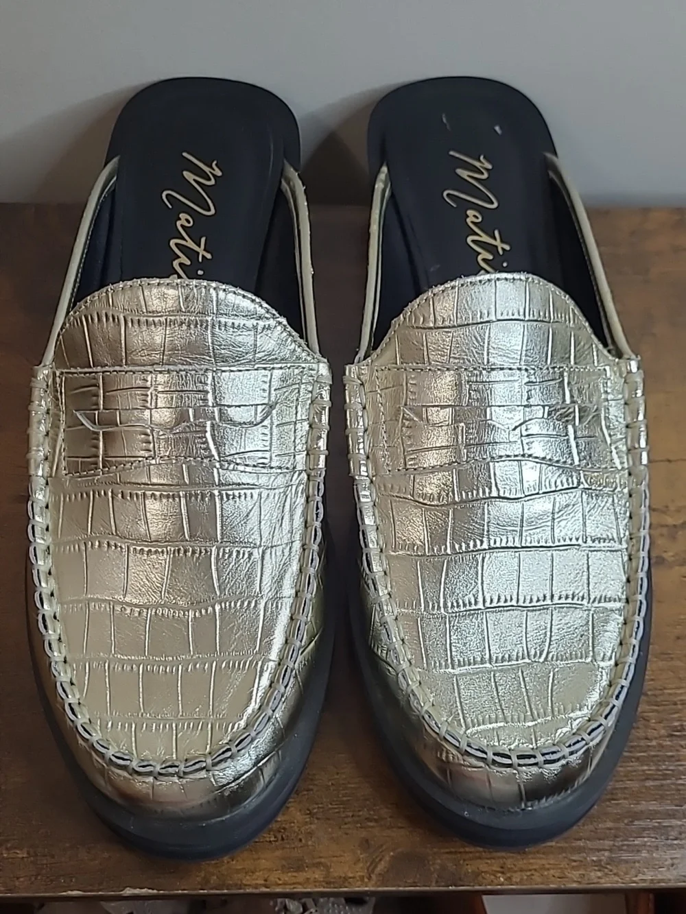 Matisse TASHA Croc-Embossed Soft Gold Leather Slip-On Penny Loafers size 7
